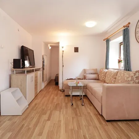 Apartment Spring Rest