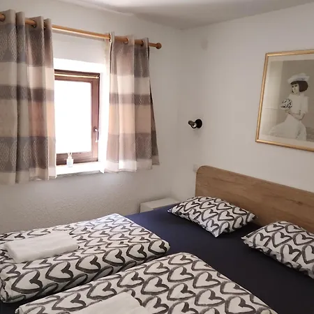 Spring Rest Apartment *