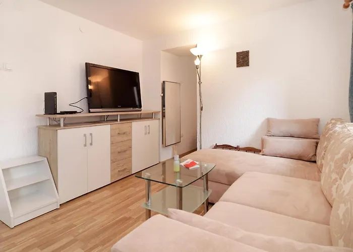 Spring Rest 公寓 布莱德